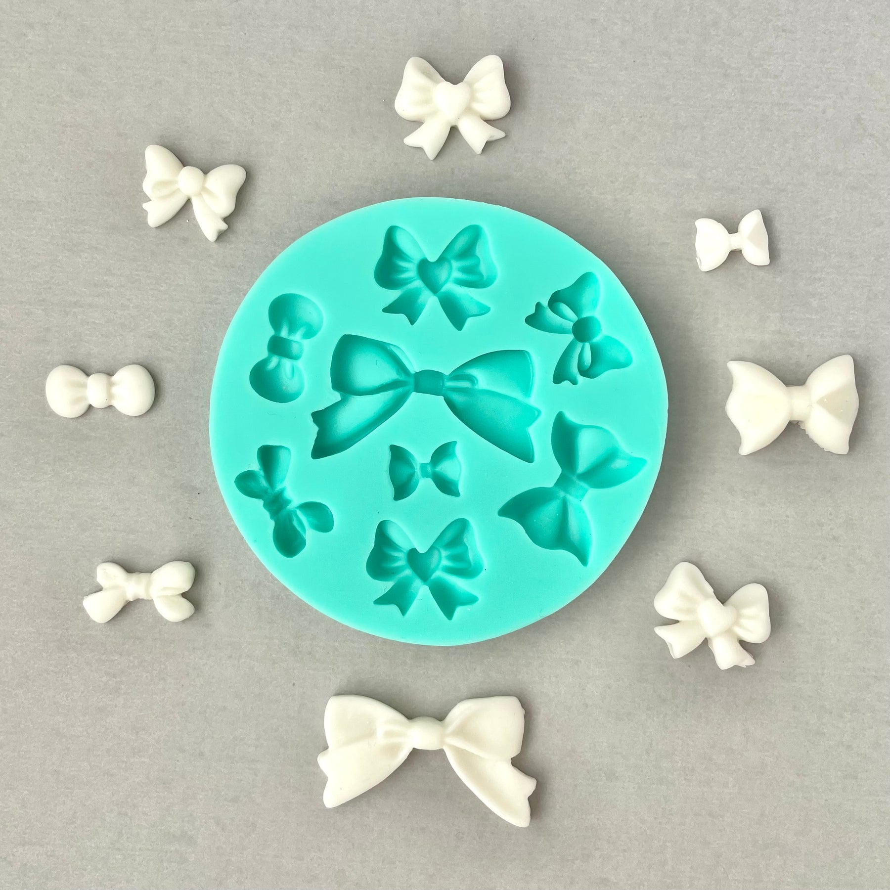 Mega Bow Mold
