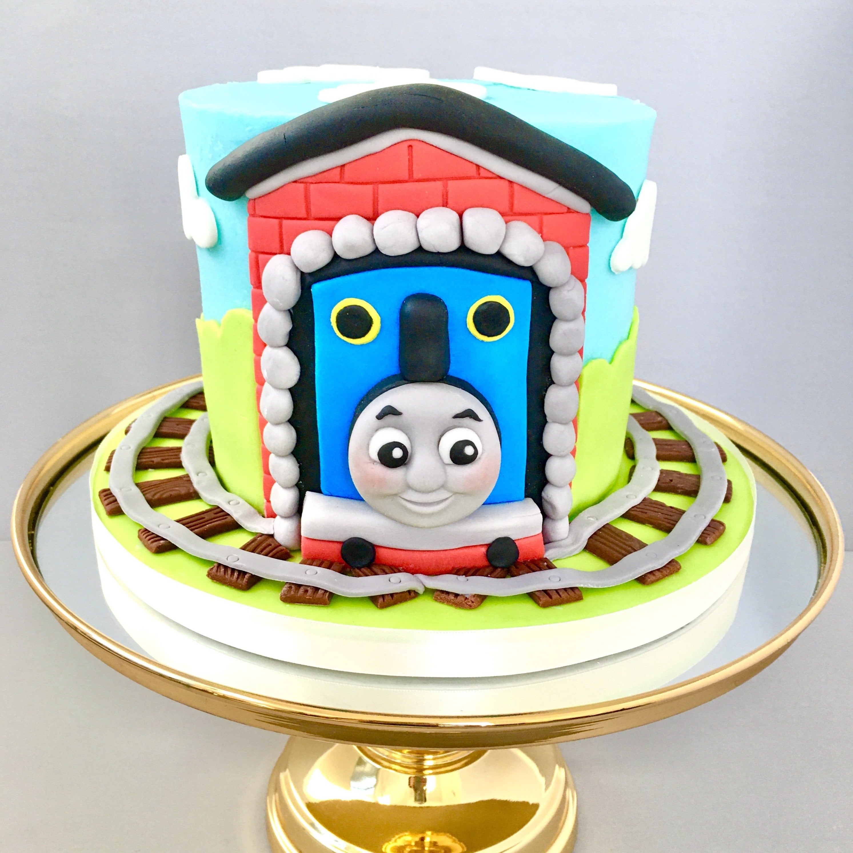 thomas the train cake template