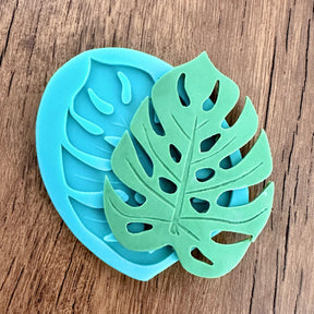 Large Tropical Palm Leaf Mold