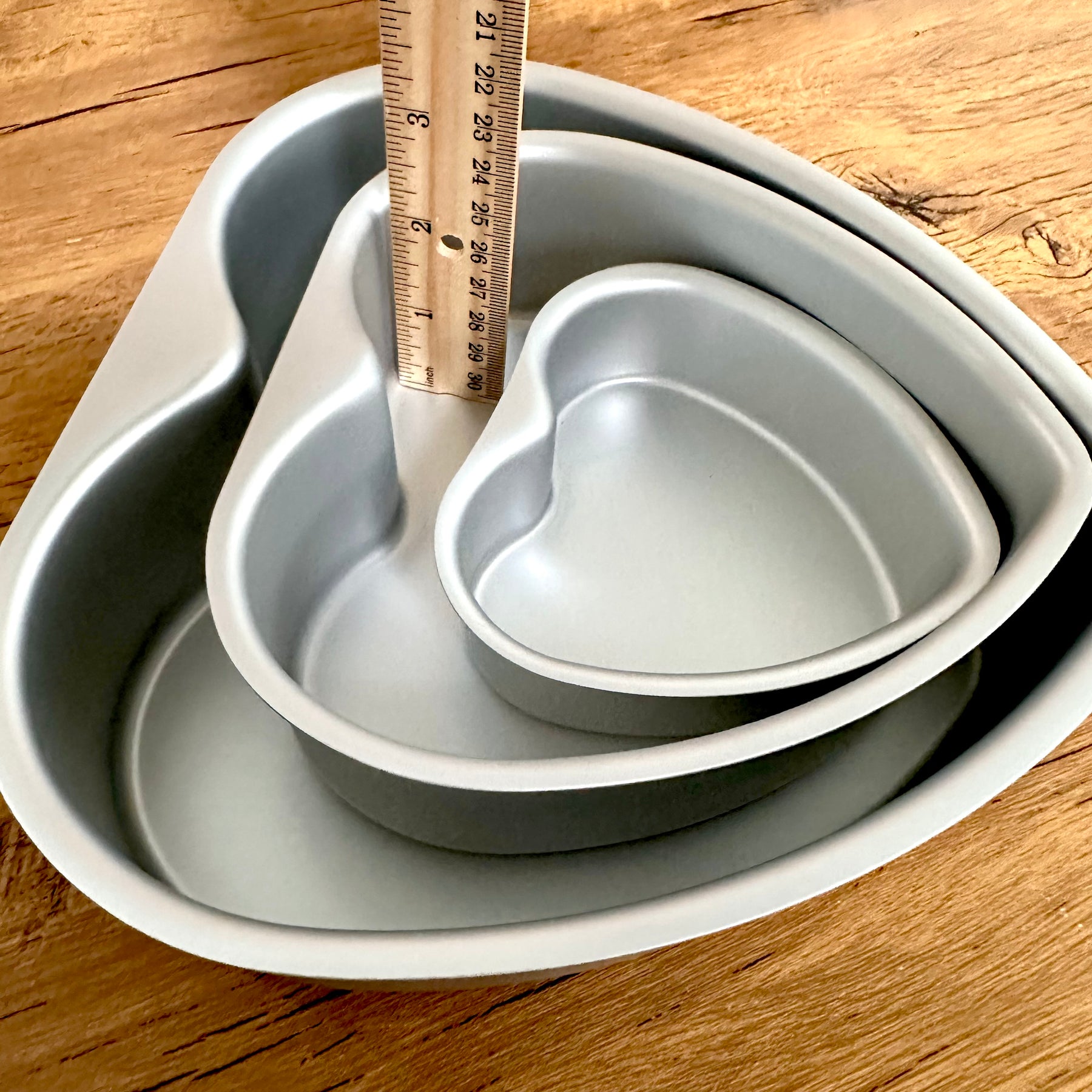 Heart Cake Pan Set (8", 6", 4")