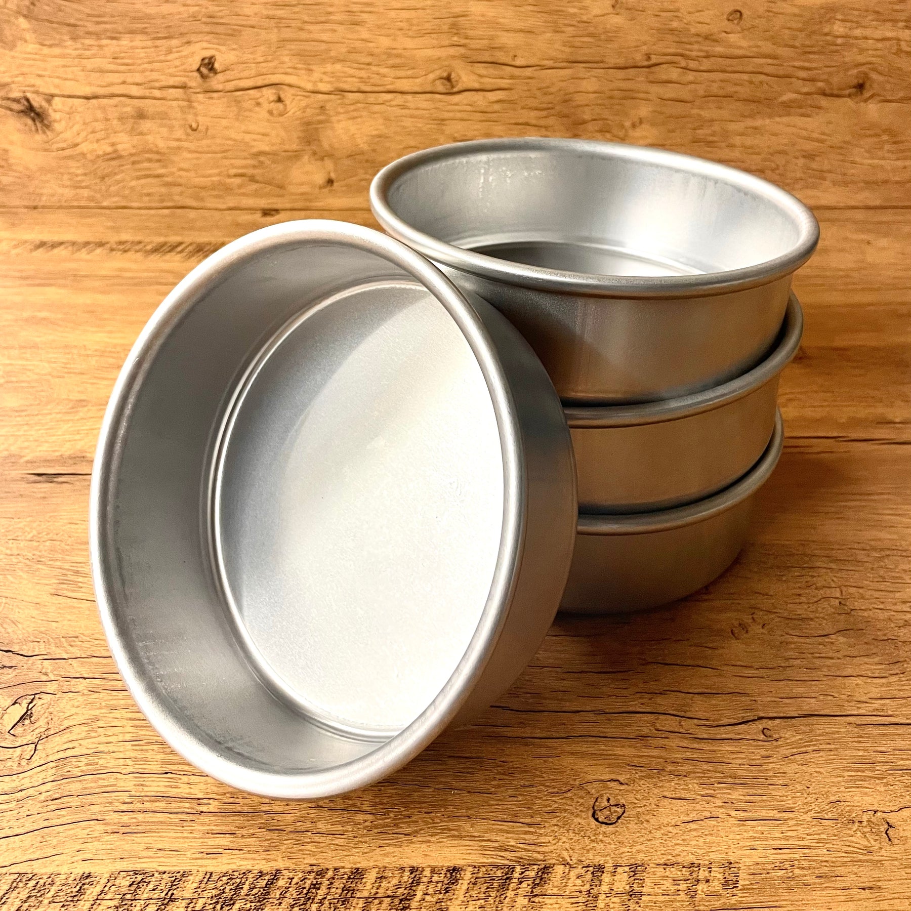 6 Round Cake Pan by Magic Line USA